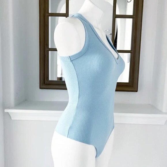 Drew Bodysuit XS NWT Sleeveless V-Neck Ribbed Ice Blue Fog Neutral Minimalist - Picture 2 of 5